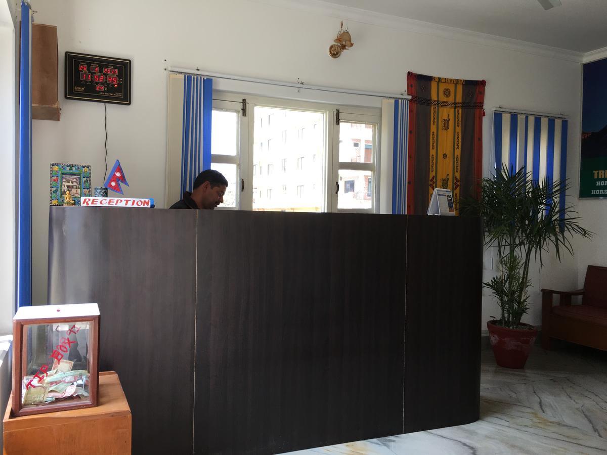 Hotel Pokhara International Exteriör bild